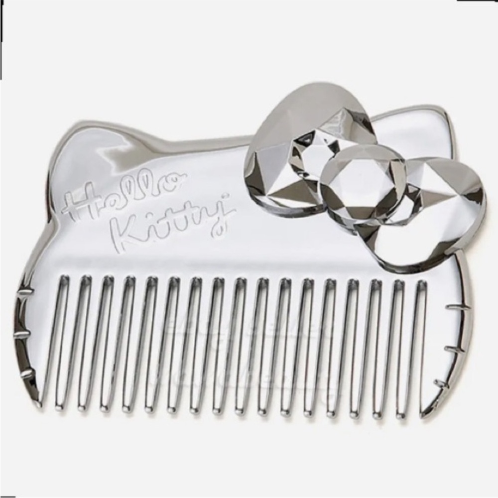 NEW! Hello Kitty Sanrio x Sephora Mirrored Comb - rare limited edition, sold out